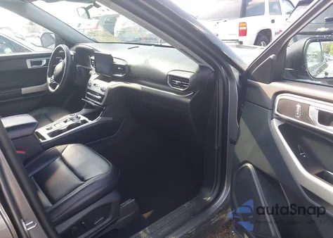 2021 Ford Explorer Xlt z USA, uszkodzony, nr VIN 1FMSK8DH9MGA90520